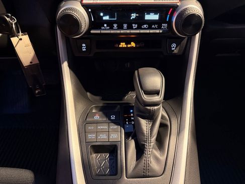 Used 2025 Toyota RAV4 LE image 15