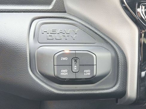 Used 2026 RAM 2500 Big Horn AWD/4WD image 33