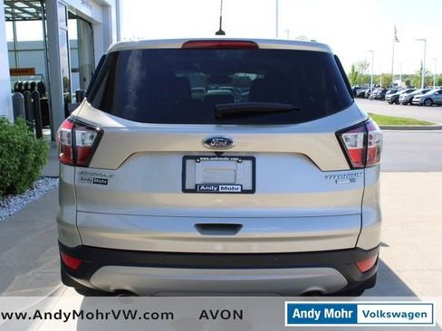 Used 2017 Ford Escape Titanium w/ Equipment Group 301A AWD/4WD image 10