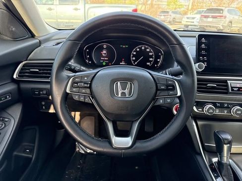Used 2018 Honda Accord EX-L image 12