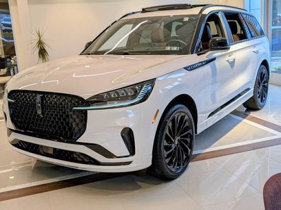 New 2026 Lincoln Aviator Reserve w/ Jet Appearance Package