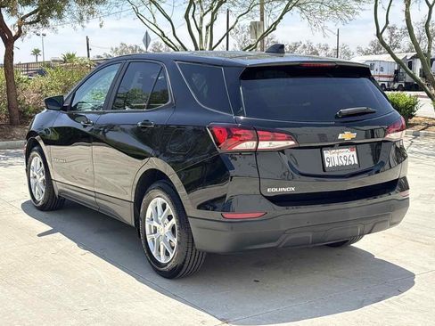 Used 2023 Chevrolet Equinox LS FWD image 5