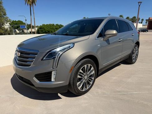 Used 2017 Cadillac XT5 Premium Luxury image 3