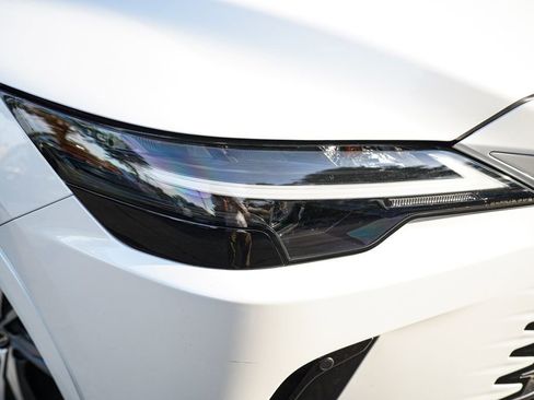 Used 2024 Lexus RX 350 FWD w/ Technology Package image 6