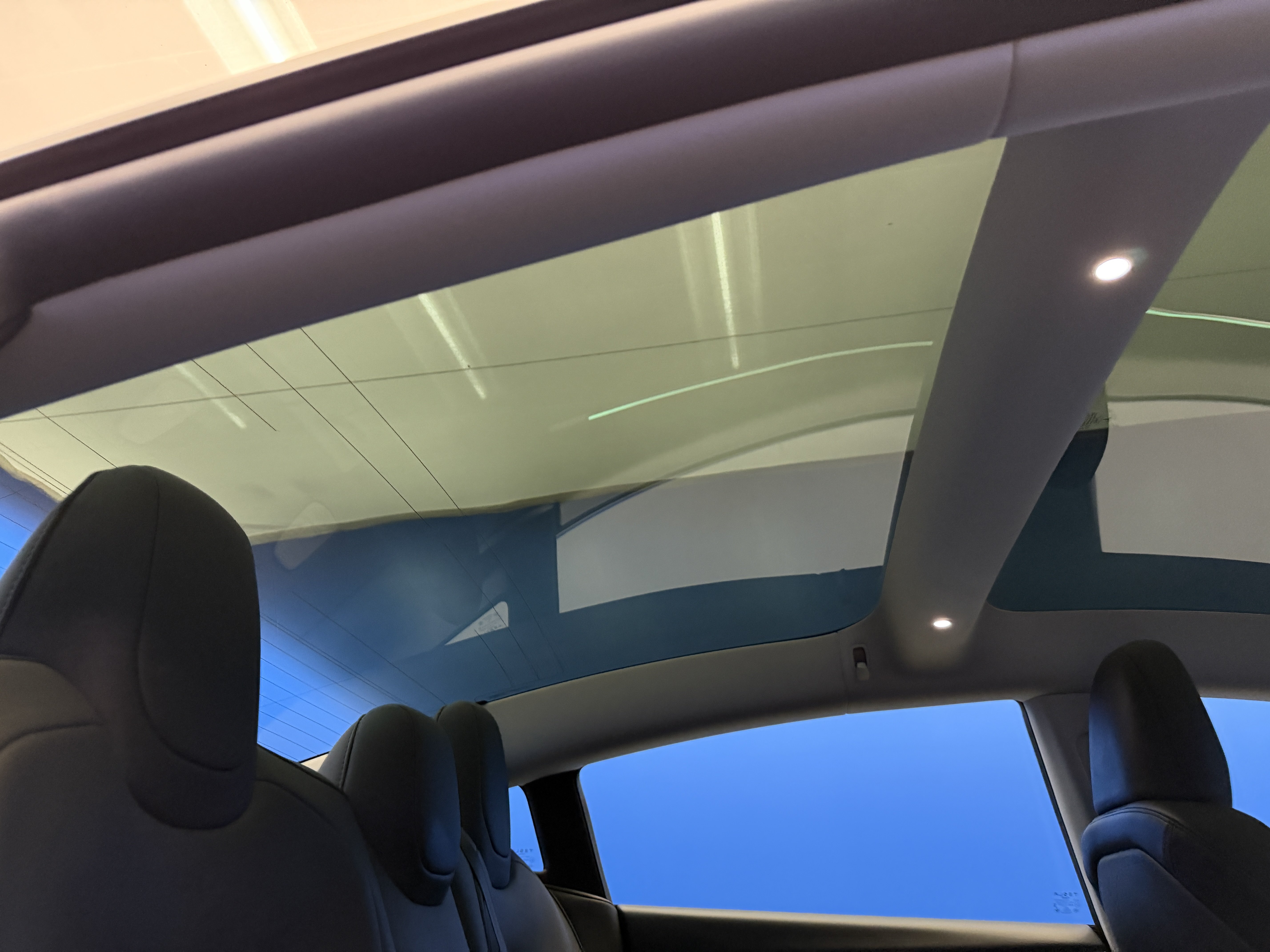 Used 2025 Tesla Model 3 Long Range RWD image 26
