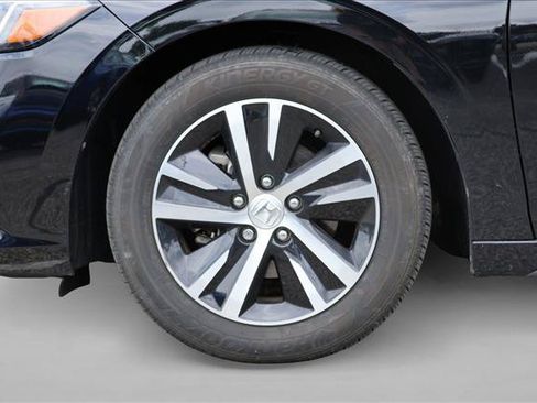 Used 2023 Honda Civic LX image 9