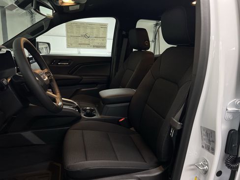 New 2026 GMC Canyon Elevation w/ Convenience Package image 53