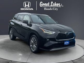 Used 2021 Toyota Highlander Platinum AWD/4WD video 1