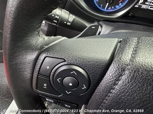 Used 2016 Toyota Corolla S image 14