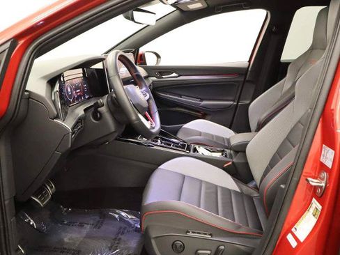 Used 2025 Volkswagen GTI SE FWD image 40