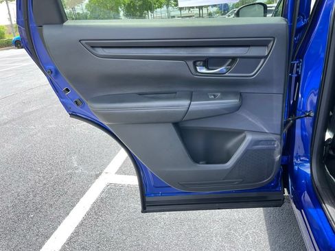 Certified 2025 Honda CR-V EX image 38