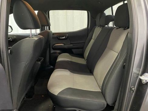 Certified 2023 Toyota Tacoma TRD Off-Road image 10