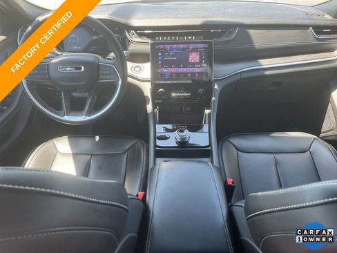 Certified 2025 Jeep Grand Cherokee Limited AWD/4WD image 29