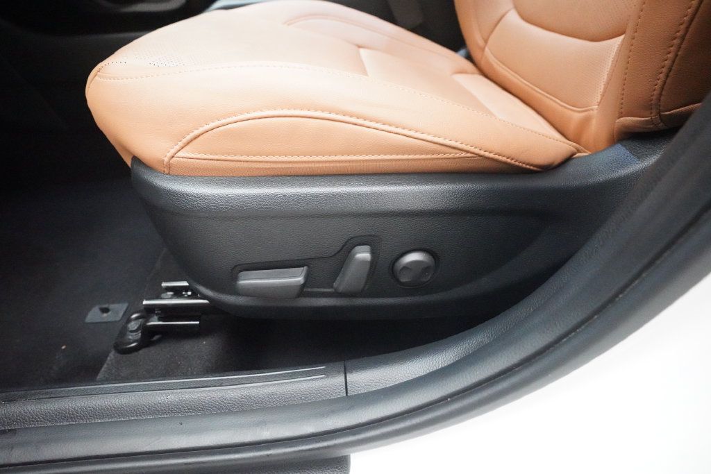 Used 2024 Kia Seltos SX w/ SX Sunroof Package AWD/4WD image 28