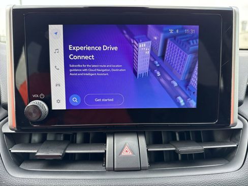Certified 2025 Toyota RAV4 XLE w/ Convenience Package FWD image 20
