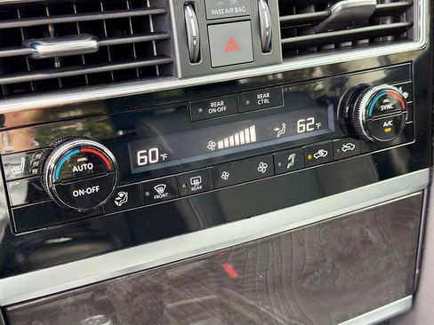 Used 2023 INFINITI QX80 Luxe w/ Cargo Package image 38