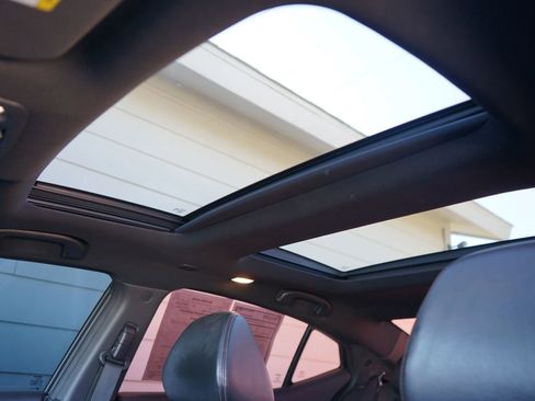 Used 2019 Nissan Maxima SR w/ Premium Package image 19