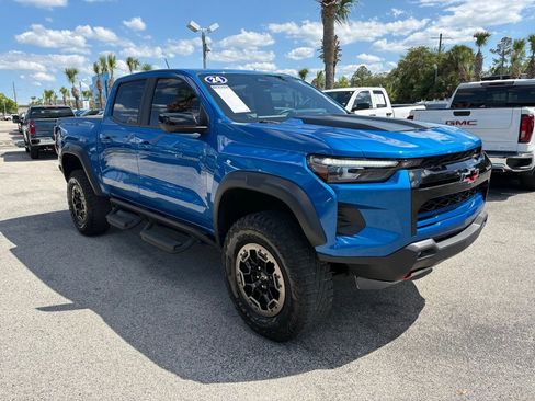 Used 2024 Chevrolet Colorado ZR2 w/ ZR2 Convenience Package III AWD/4WD image 9