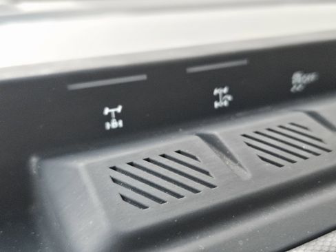 Used 2024 Ford Bronco Black Diamond image 28