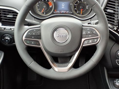 Used 2022 Jeep Cherokee Limited AWD/4WD image 13