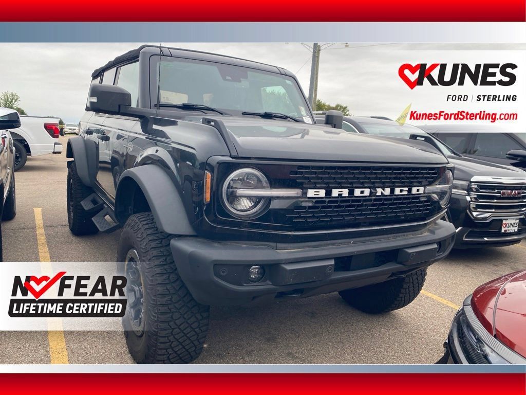 Used 2022 Ford Bronco Wildtrak AWD/4WD image 1