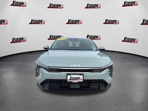 Used 2025 Kia K4 LXS image 2