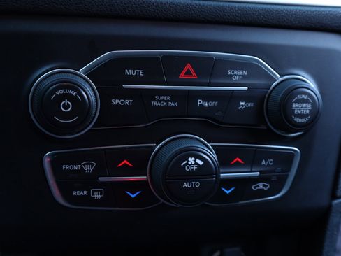 Used 2021 Dodge Charger R/T image 11