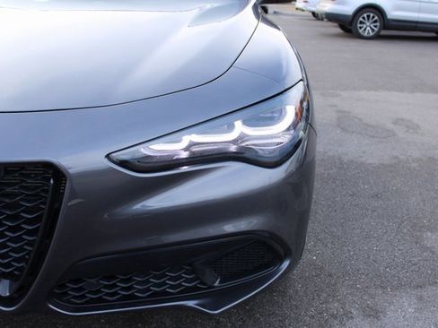 Used 2024 Alfa Romeo Stelvio Veloce image 43