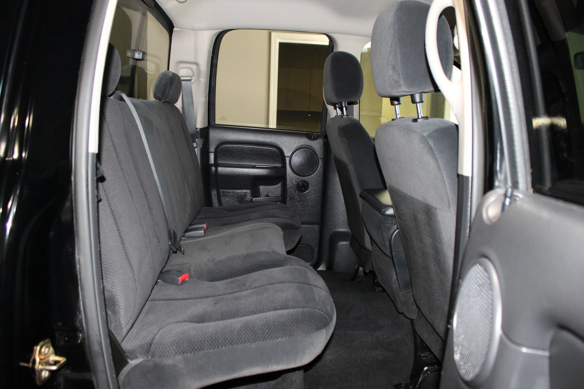 Used 2005 Dodge Ram 2500 Truck SLT RWD image 24