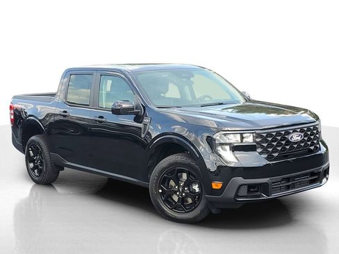 New 2025 Ford Maverick XLT w/ XLT Luxury Package AWD/4WD image 1