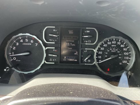 Used 2018 Toyota Tundra Limited w/ Limited Premium Package AWD/4WD image 20