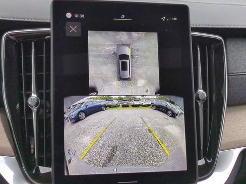 New 2026 Volvo XC90 B5 Plus AWD/4WD image 17