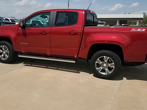 Used 2018 Chevrolet Colorado Z71 AWD/4WD image 6