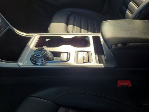 Certified 2024 Ford Edge SEL w/ Convenience Package image 22