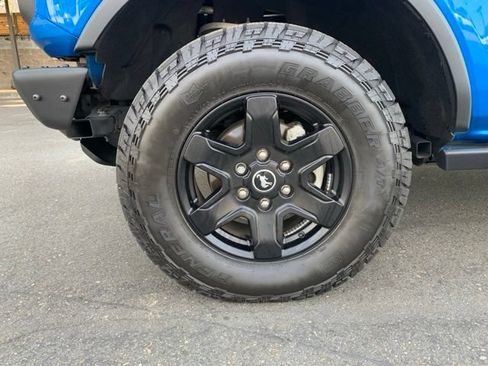 Used 2024 Ford Bronco Black Diamond AWD/4WD image 10