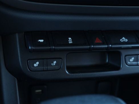 Used 2015 Chevrolet Colorado Z71 image 8