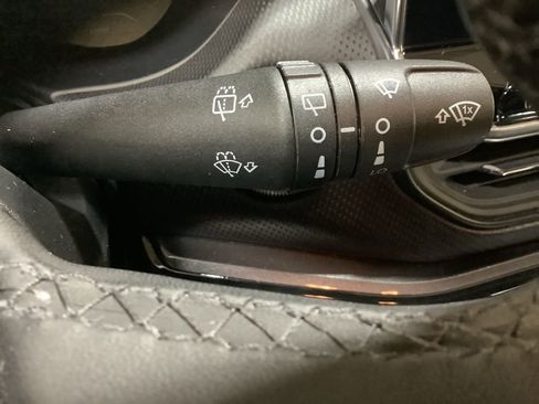 Used 2024 Jeep Compass Latitude w/ Convenience Group image 34