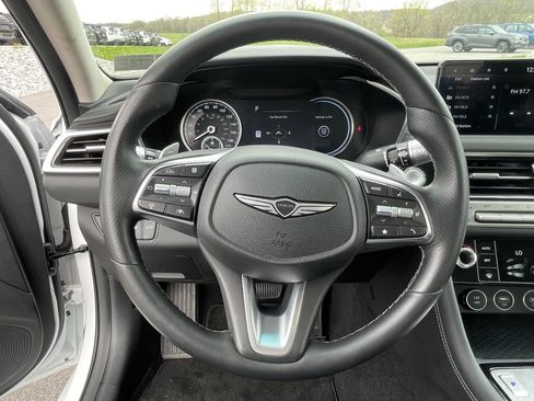 Used 2025 Genesis G70 2.5T AWD/4WD image 17