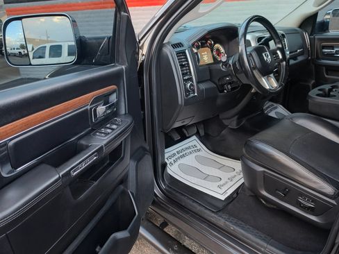 Used 2016 RAM 2500 Laramie w/ Cold Weather Group AWD/4WD image 14