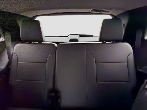 Used 2021 Chevrolet Traverse RS image 26