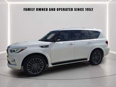 Used 2024 INFINITI QX80 Sensory AWD/4WD image 1