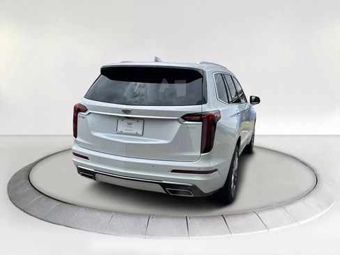 New 2025 Cadillac XT6 Premium Luxury w/ Platinum Package image 5
