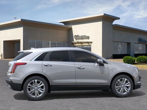 New 2025 Cadillac XT5 Premium Luxury w/ Technology Package AWD/4WD image 29