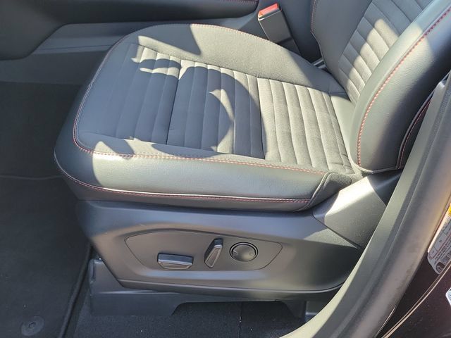 Used 2025 Ford Explorer ST-Line RWD image 16