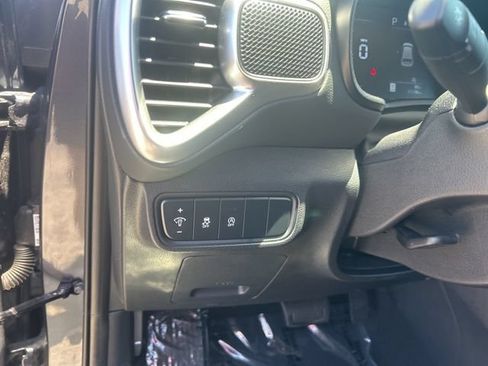 Used 2025 Kia Soul LX w/ LX Technology Package FWD image 16
