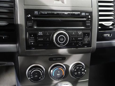 Used 2010 Nissan Sentra 2.0 S w/ Convenience Pkg image 16