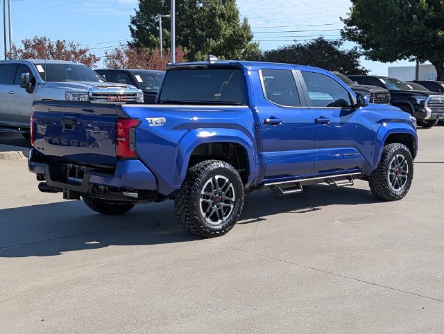 Certified 2025 Toyota Tacoma TRD Sport AWD/4WD image 6