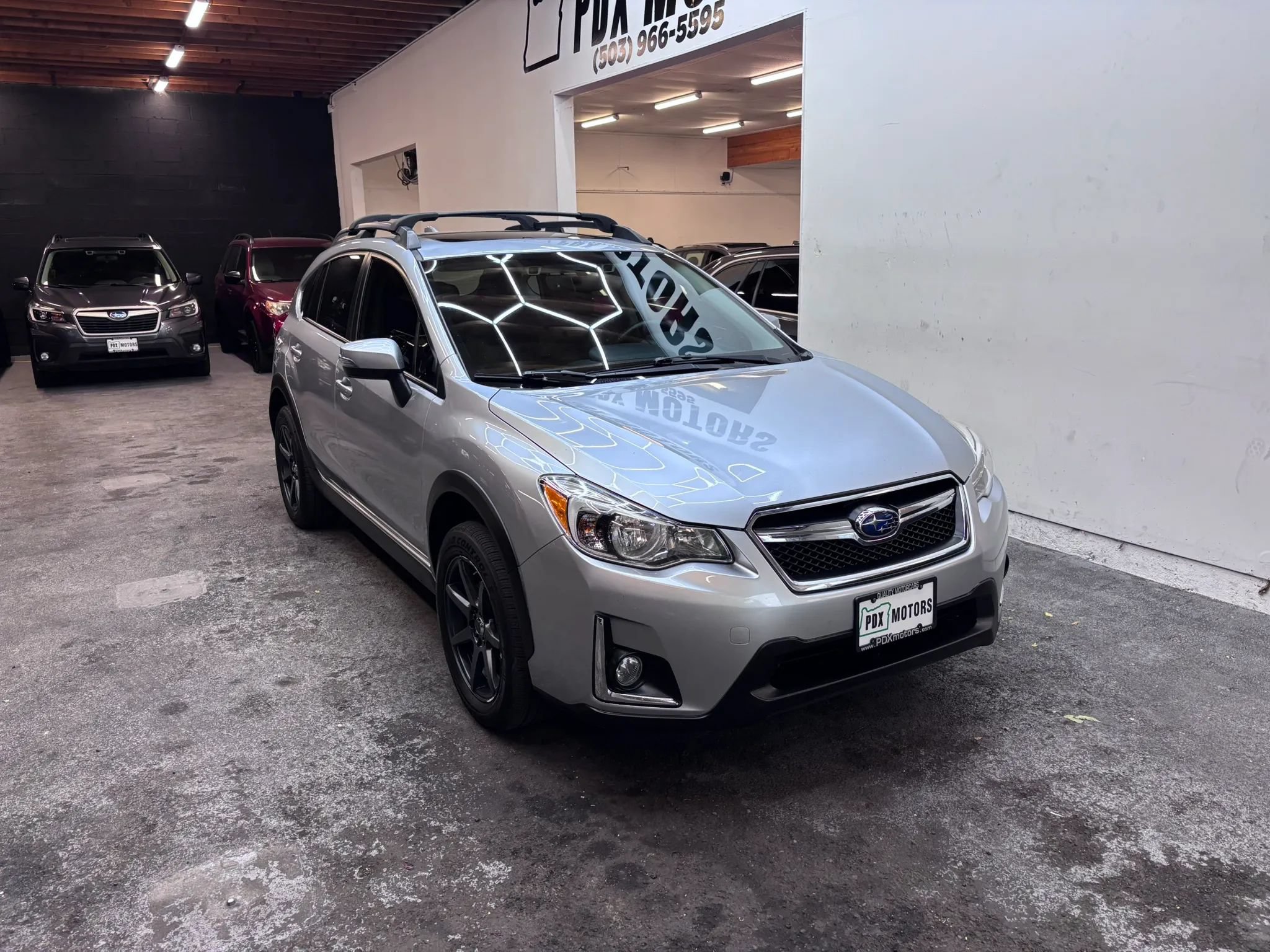 Used 2017 Subaru Crosstrek 2.0i Limited AWD/4WD image 2