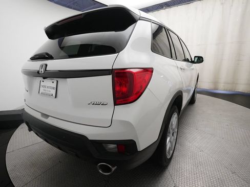Used 2025 Honda Passport EX-L image 13