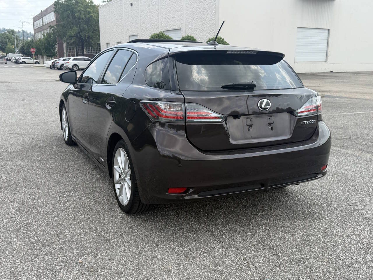 Used 2013 Lexus CT 200h FWD image 25